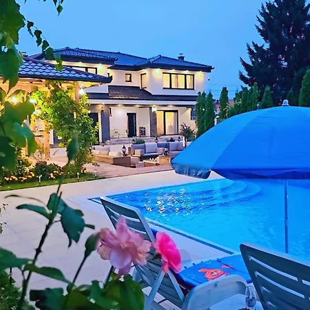Villa Otes